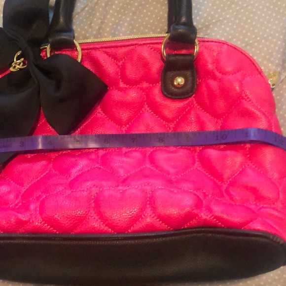 Fuchsia Betsey Johnson Handbag - Picture 4 of 6